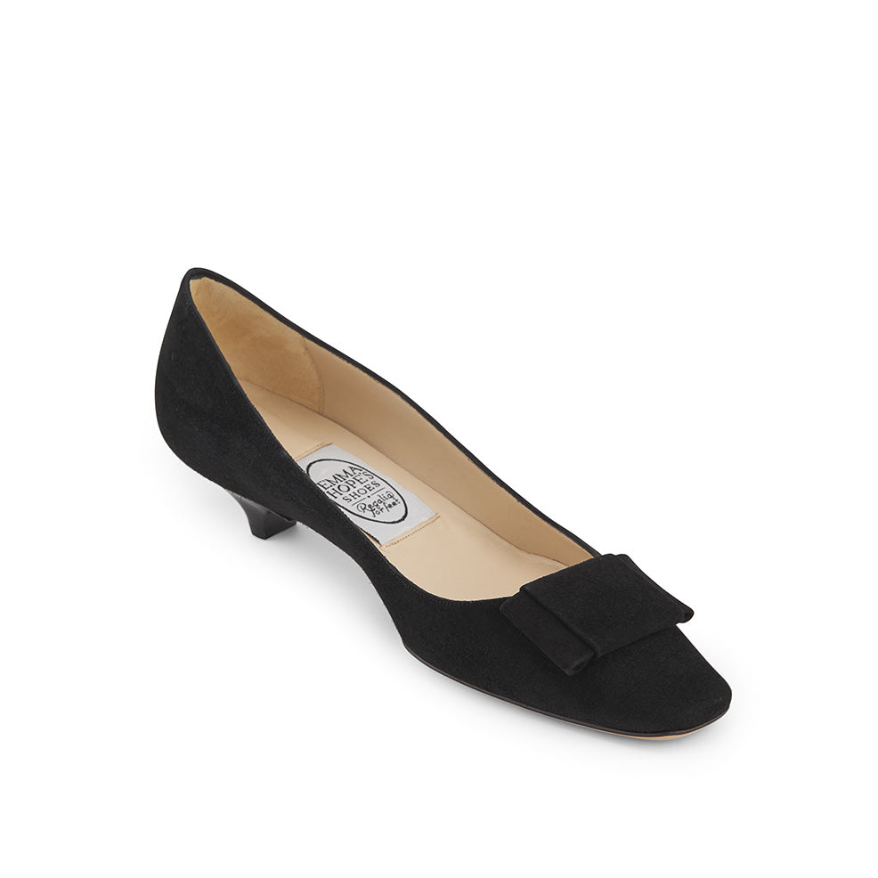 Flat black best sale court shoes